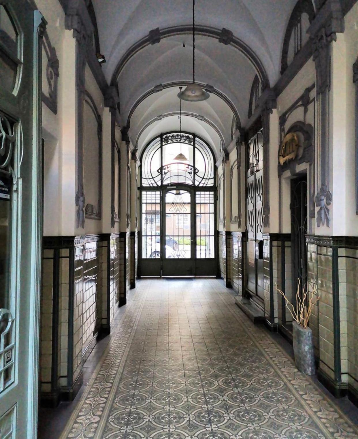 1904 *